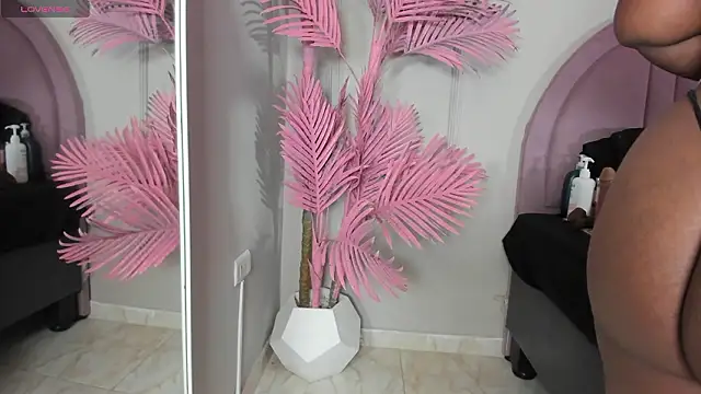 Snapshot of Tamaramilleer chatting on 4, 2, 2026 Tamaramilleer online show from 4, 2, 2026