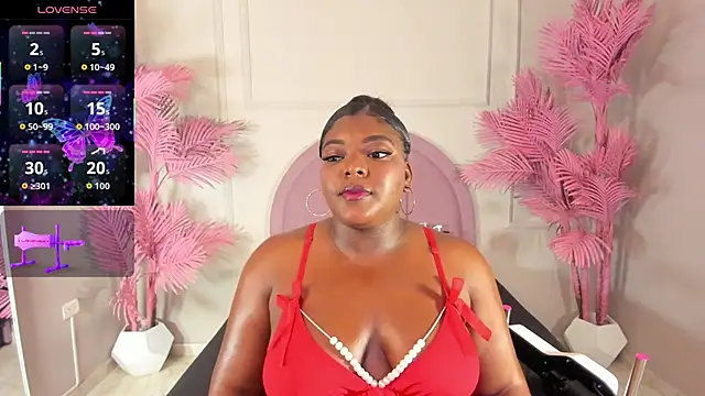 Snapshot of Tamaramilleer chatting on 6, 2, 2026 Tamaramilleer online show from 6, 2, 2026