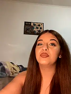 Snapshot of CurvyRush chatting on 9, 11, 2025 CurvyRush online show from 9, 11, 2025