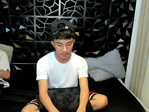 Snapshot of Urloverhardcock chatting on 20, 4, 2026 Urloverhardcock online show from 20, 4, 2026