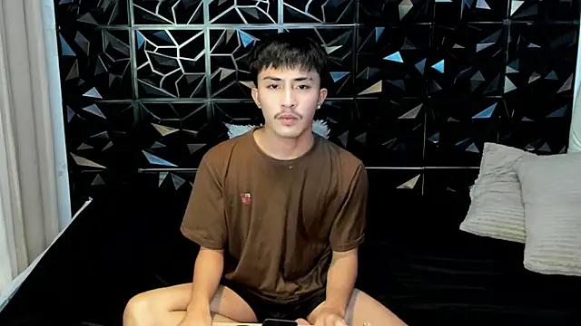 Snapshot of Urloverhardcock chatting on 5, 5, 2026 Urloverhardcock online show from 5, 5, 2026