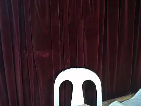 Snapshot of Rema_thebigcock chatting on 2, 4, 2026 Rema thebigcock online show from 2, 4, 2026