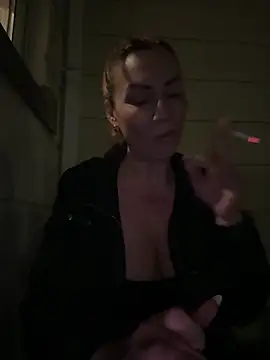 Snapshot of pervimilf chatting on 23, 12, 2025 pervimilf online show from 23, 12, 2025