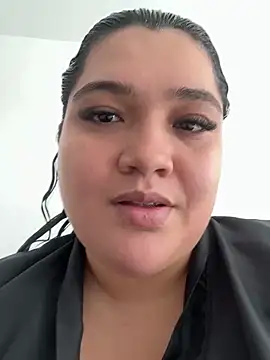 Snapshot of sweetmuslim01 chatting on 11, 12, 2024 sweetmuslim01 online show from 11, 12, 2024