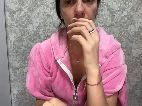 Angelinaa19 online show from 3, 12, 2025