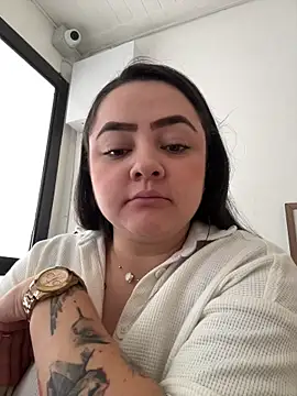 Snapshot of cleo_wale_ chatting on 6, 11, 2025 cleo wale online show from 6, 11, 2025