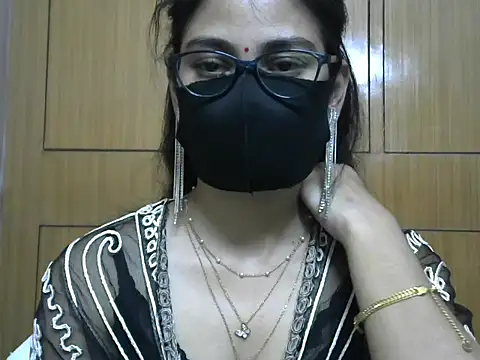 Snapshot of Fairy_Pie chatting on 12, 5, 2026 Fairy Pie online show from 12, 5, 2026