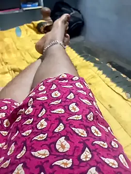 Snapshot of Rathi_telugu_couple chatting on 21, 4, 2026 Rathi telugu couple online show from 21, 4, 2026