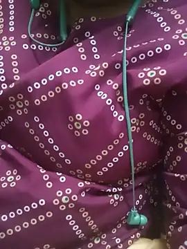 Snapshot of Rathi_telugu_couple chatting on 26, 5, 2026 Rathi telugu couple online show from 26, 5, 2026