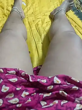 Snapshot of Rathi_telugu_couple chatting on 5, 7, 2026 Rathi telugu couple online show from 5, 7, 2026