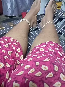 Snapshot of Rathi_telugu_couple chatting on 5, 7, 2026 Rathi telugu couple online show from 5, 7, 2026