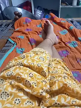 Snapshot of Rathi_telugu_couple chatting on 1, 8, 2026 Rathi telugu couple online show from 1, 8, 2026