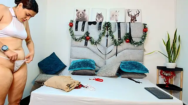 GimenaLyam online show from 28, 11, 2025