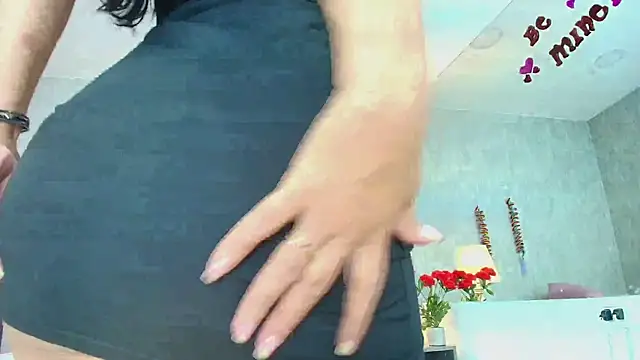 Snapshot of MeganDiamont_FG chatting on 30, 4, 2026 MeganDiamont FG online show from 30, 4, 2026