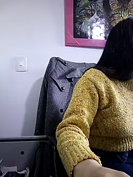 emilygrooe online show from 17, 2, 2026