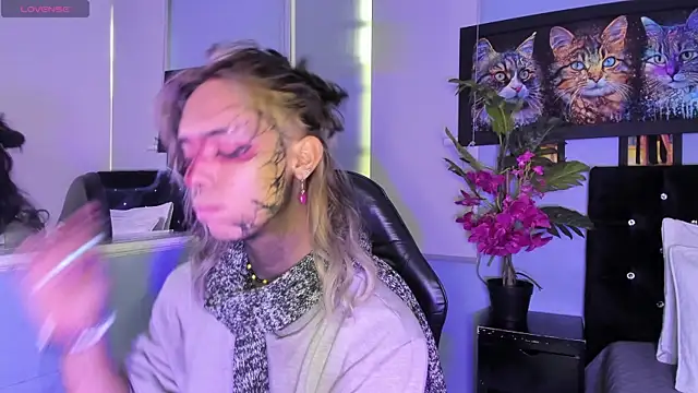 luxiel  online show from 18, 11, 2025