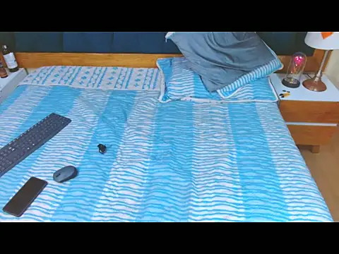 Snapshot of morrigan_luxus2 chatting on 13, 12, 2025 morrigan luxus2 online show from 13, 12, 2025