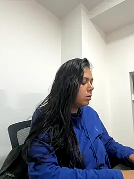 LorieFerrer online show from 16, 10, 2025