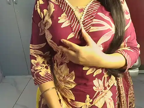 SIMRAN DHILON online show from 8, 11, 2025