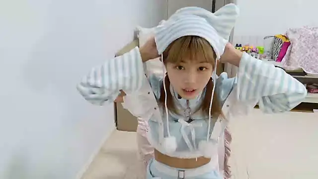  sizuku new online show from 17, 12, 2025