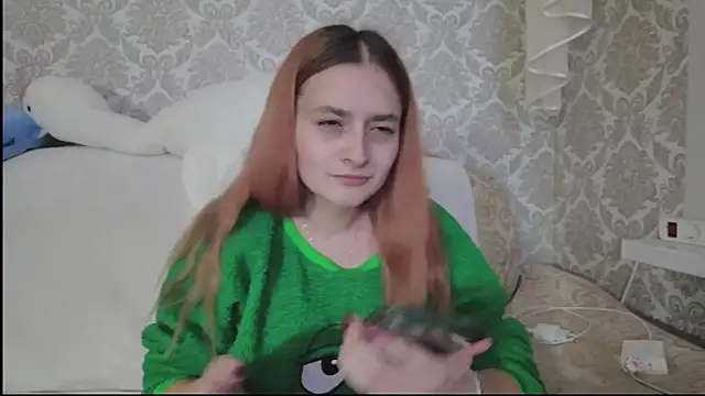 SweetLiaison online show from 13, 11, 2025