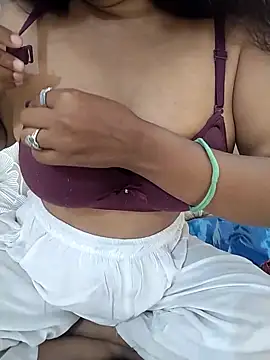 Snapshot of Sexy_Divya__ chatting on 10, 5, 2026 Sexy Divya online show from 10, 5, 2026