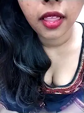 Snapshot of Sexy_Divya__ chatting on 27, 5, 2026 Sexy Divya online show from 27, 5, 2026
