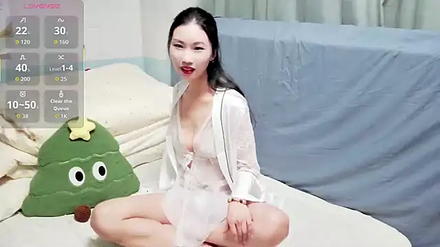 Snapshot of QIQIZHAO-2025 chatting on 26, 11, 2025 QIQIZHAO-2025 online show from 26, 11, 2025