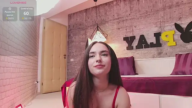Snapshot of LuisaFaye chatting on 29, 4, 2026 LuisaFaye online show from 29, 4, 2026