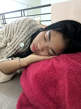 Lynly k2 online show from 20, 3, 2026