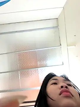 Lynly k2 online show from 22, 3, 2026