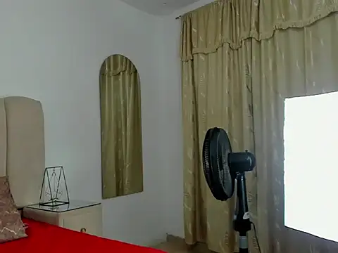 ShanellDiaz  online show from 10, 1, 2026