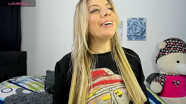 ariannawil online show from 24, 5, 2026