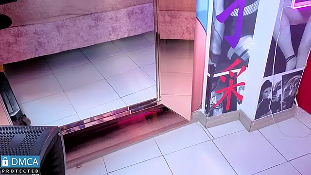 sofia sstonee  online show from 25, 11, 2025