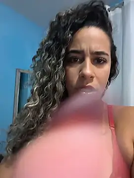 Snapshot of vivianeleoa chatting on 27, 7, 2026 vivianeleoa online show from 27, 7, 2026