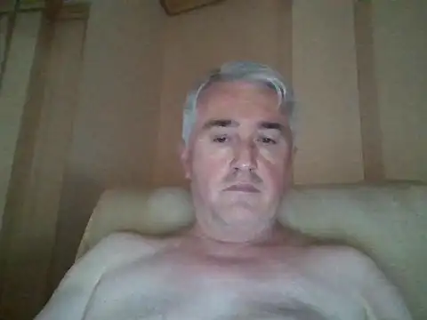 Snapshot of Cumlover5534 chatting on 19, 4, 2026 Cumlover5534 online show from 19, 4, 2026