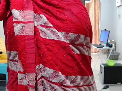 Snapshot of ChocoBootyxx chatting on 18, 12, 2025 ChocoBootyxx online show from 18, 12, 2025