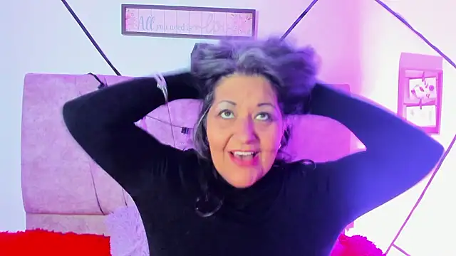 Victoriaa Anderson online show from 21, 2, 2026