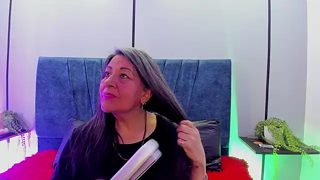 Snapshot of Victoriaa_Anderson chatting on 24, 6, 2026 Victoriaa Anderson online show from 24, 6, 2026