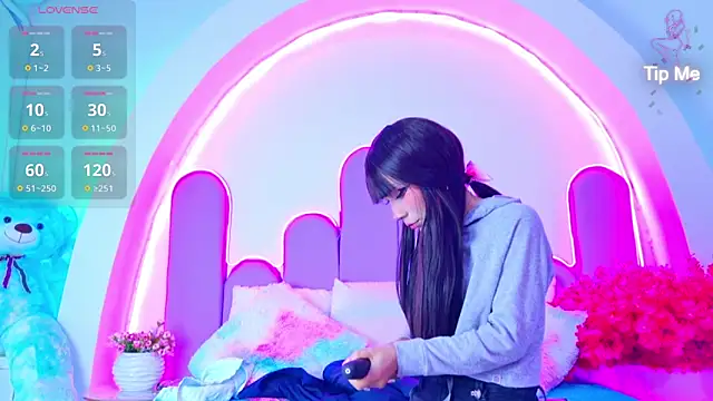 BunnySexyy18 online show from 14, 4, 2026