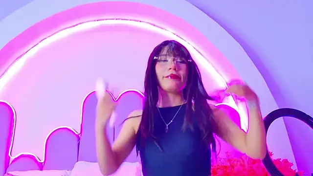 Snapshot of BunnySexyy18 chatting on 19, 5, 2026 BunnySexyy18 online show from 19, 5, 2026