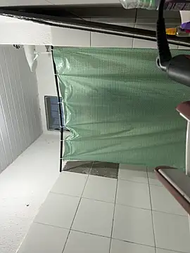 Manu siil online show from 8, 11, 2025