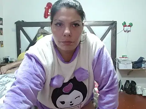 Snapshot of kendraandtommy chatting on 21, 11, 2025 kendraandtommy online show from 21, 11, 2025