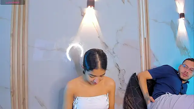 Aron and molly online show from 1, 12, 2025