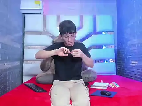 ElanGiraldo online show from 18, 2, 2026