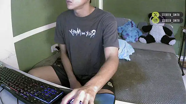 Snapshot of Kurt_williams1 chatting on 15, 6, 2026 Kurt williams1 online show from 15, 6, 2026