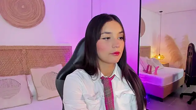 alissongirl  online show from 4, 2, 2026