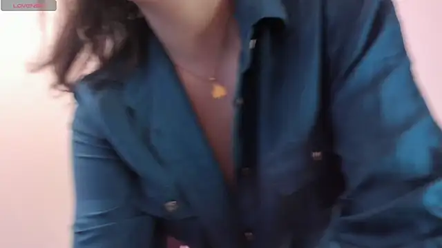 carolinegrayy online show from 15, 11, 2025