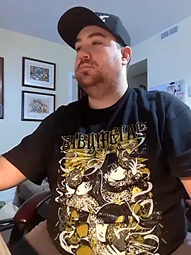 Snapshot of GayPoohBear chatting on 14, 11, 2025 GayPoohBear online show from 14, 11, 2025