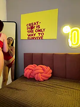 Erica Nelson online show from 21, 11, 2025